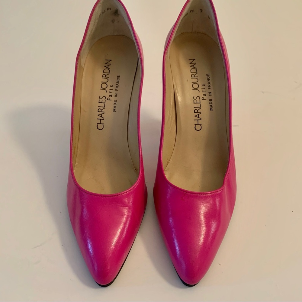 “HOST PICK” Vintage Charles Jourdan Paris Pink Leather Pumps.